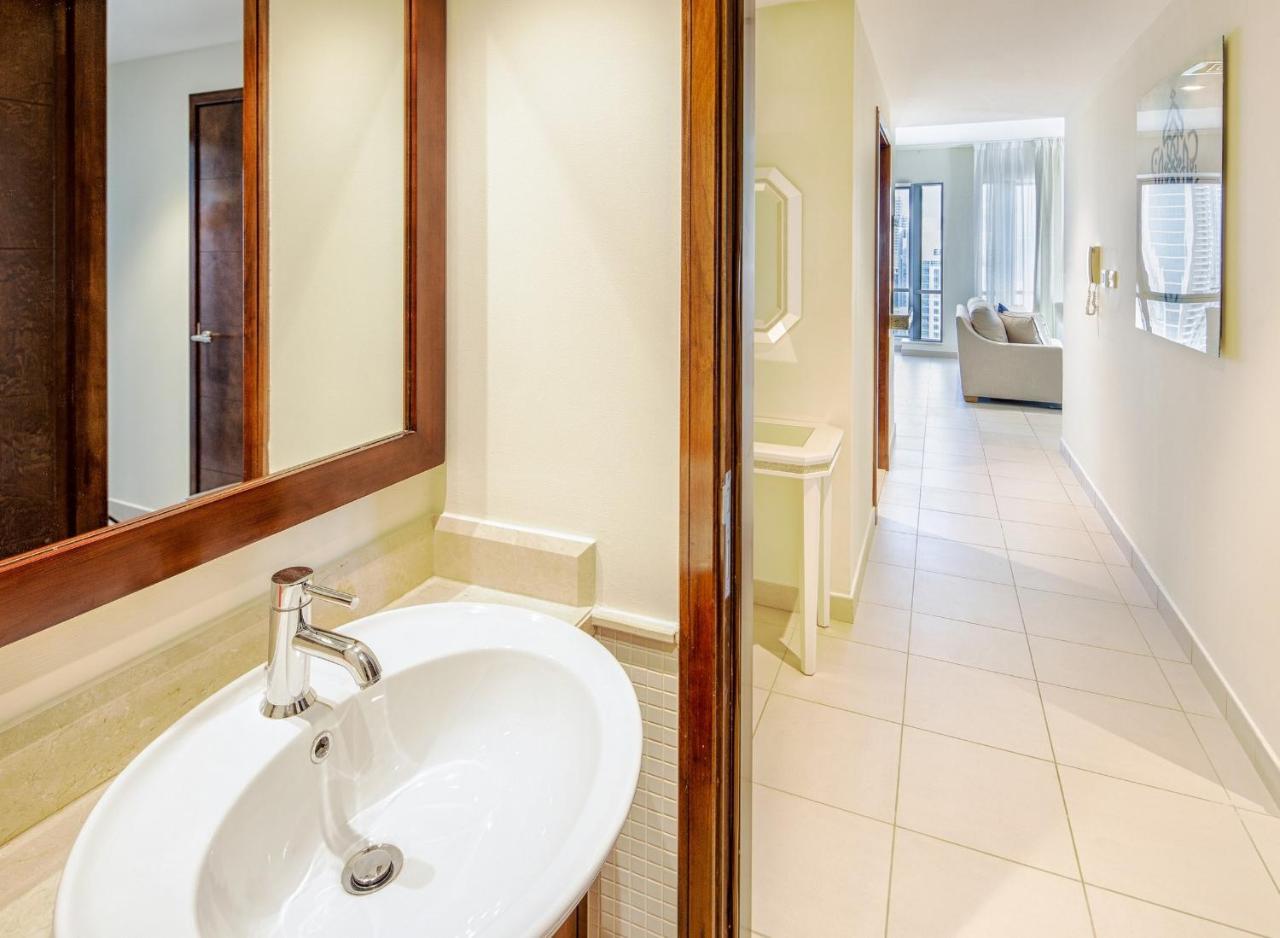 Nasma Luxury Stays - Fantastic Burj Khalifa View From This Fancy Condo Dubai Esterno foto